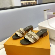 Louis Vuitton Slippers